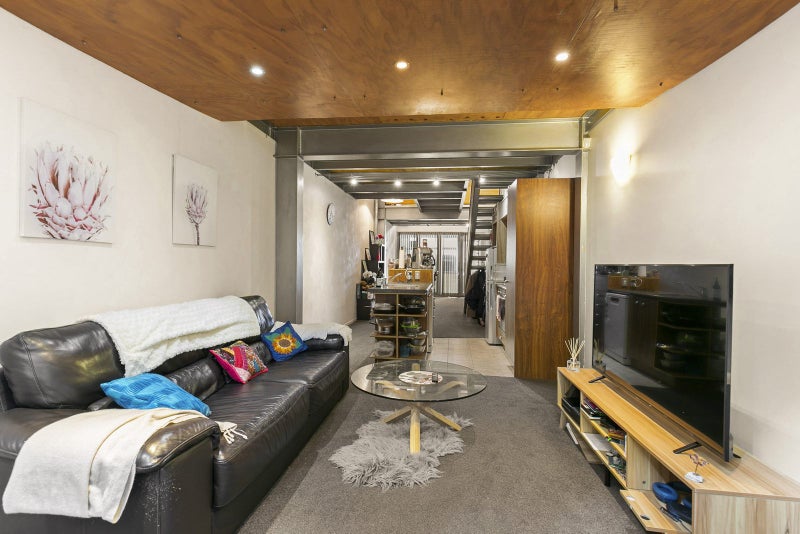 2/27 Jessie Street, Te Aro, Wellington - Carousel 1