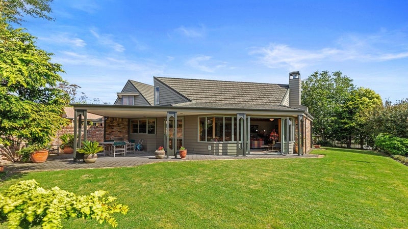 5 Sissinghurst Court, Bethlehem, Tauranga - Carousel 1