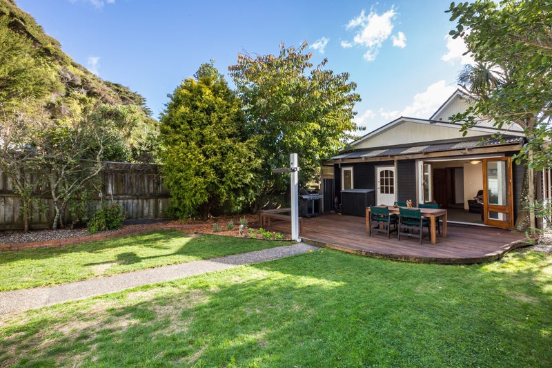 123 Muritai Road, Eastbourne, Lower Hutt - Carousel 2