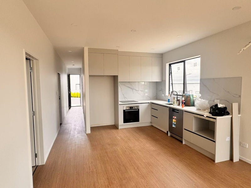 37 Puhikawa Street, Massey, Auckland - Carousel 2