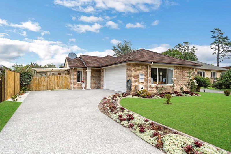 12 Avonglen Court, Wattle Downs, Auckland - Carousel 1