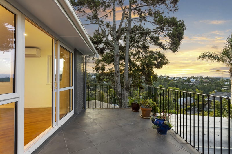 6 Catrina Avenue, Birkenhead, Auckland - Carousel 2