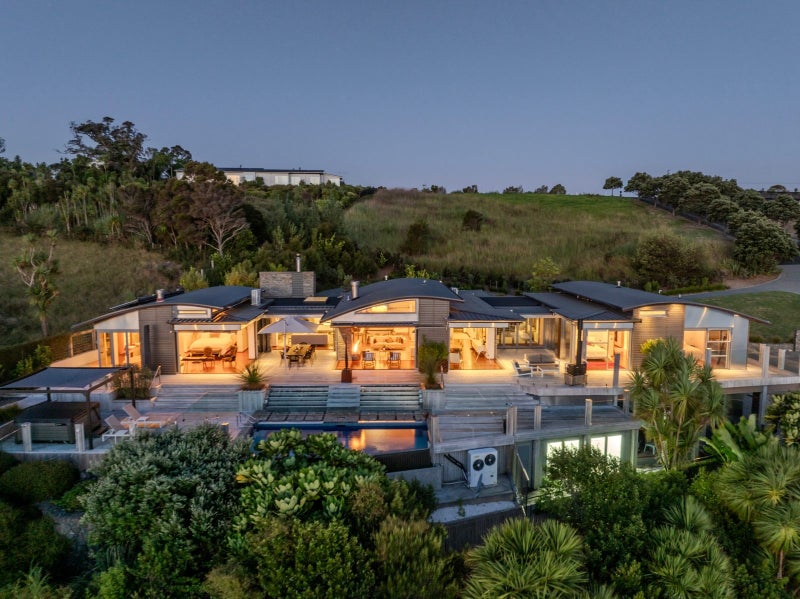 16 Grant Street, Mahurangi East, Warkworth - Carousel 1