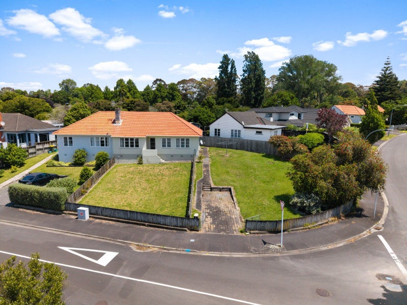 45 Plunket Terrace, Hamilton East, Hamilton - Carousel 1