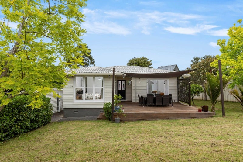 3 Farringdon Street, Glen Innes, Auckland - Carousel 2