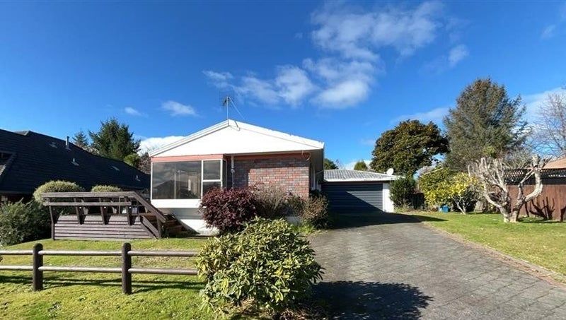 11 Gillam Crescent, Springfield, Rotorua - Carousel 1