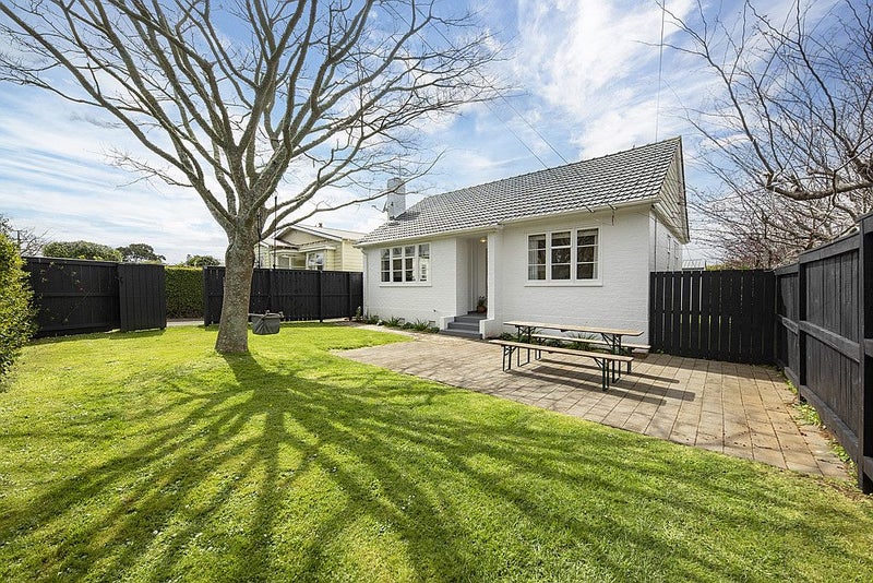 53 Amaru Road, One Tree Hill, Auckland - Carousel 1