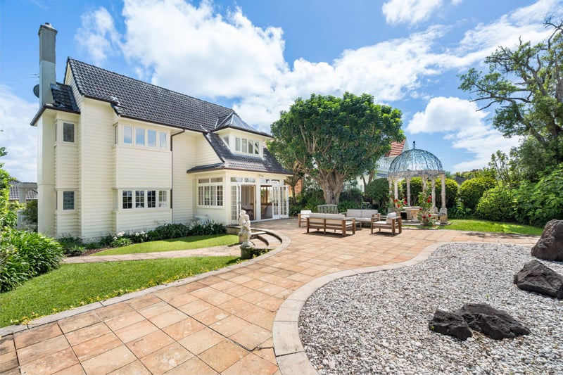 7 Marine Terrace, Bayswater, Auckland - Carousel 2