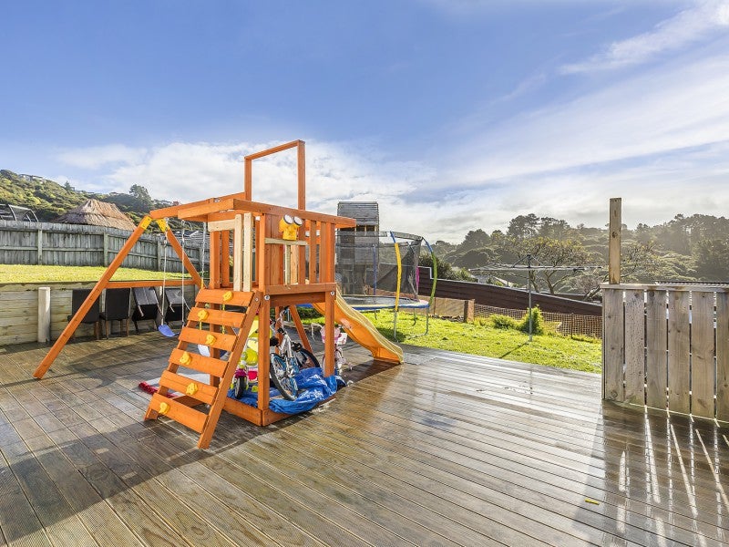 10 Thimble Lane, Whitby, Porirua - Carousel 23