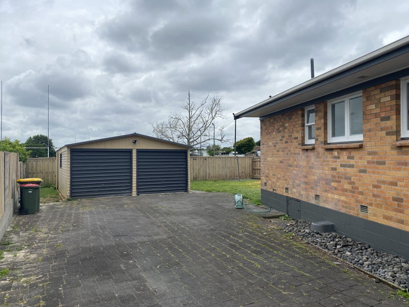 6 Margaret Place, Deanwell, Hamilton - Carousel 10