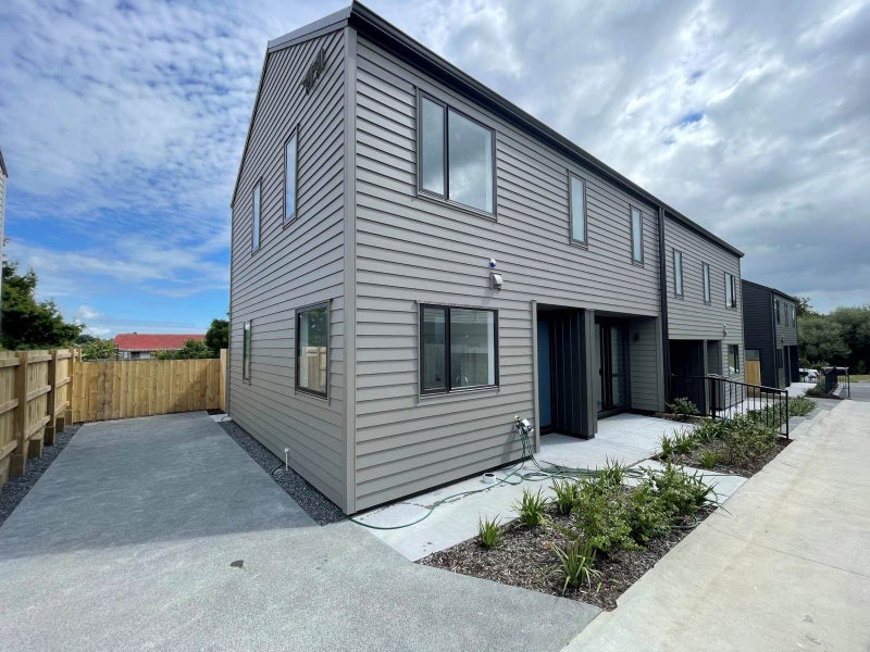 62C Line Road, Glen Innes, Auckland - Carousel 2