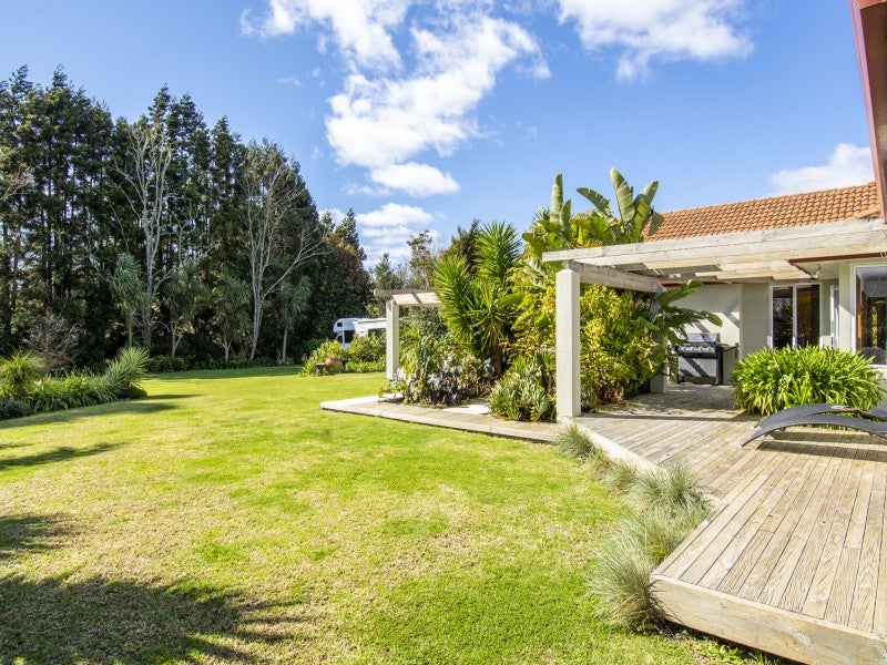 19 Freeburn Road, Pyes Pa, Tauranga - Carousel 2