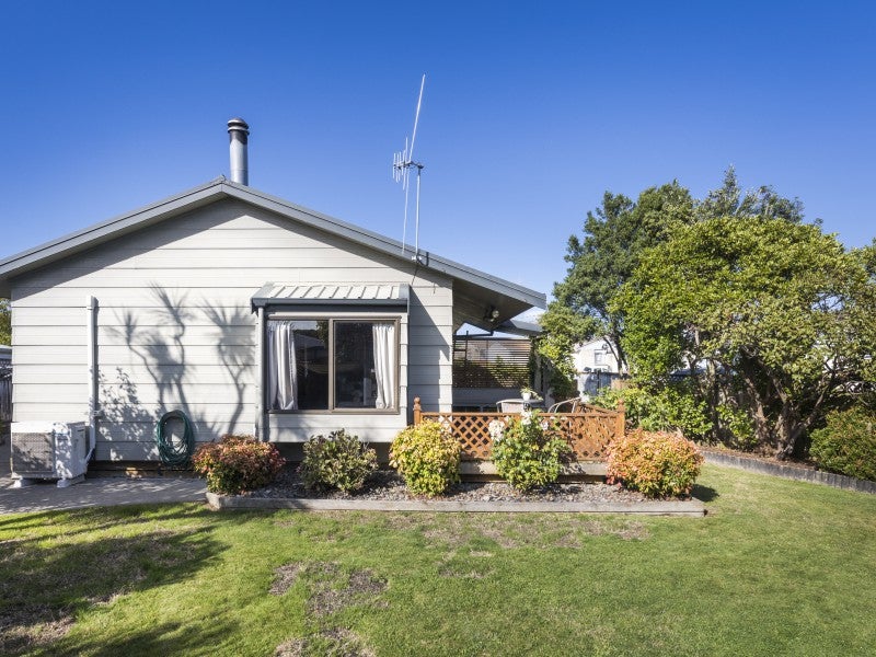 10 Tiller Close, Kelvin Grove, Palmerston North - Carousel 23