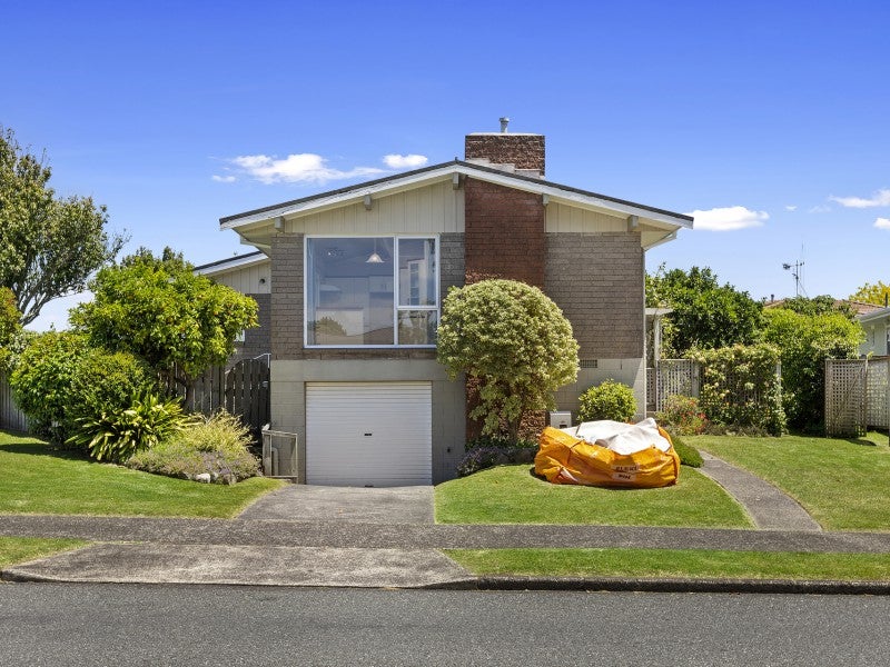 1 Cherrywood Drive, Otumoetai, Tauranga - Carousel 16