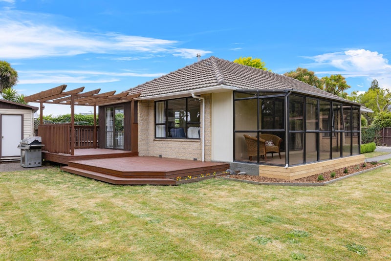 22 Fairmont Place, Hornby, Christchurch - Carousel 1