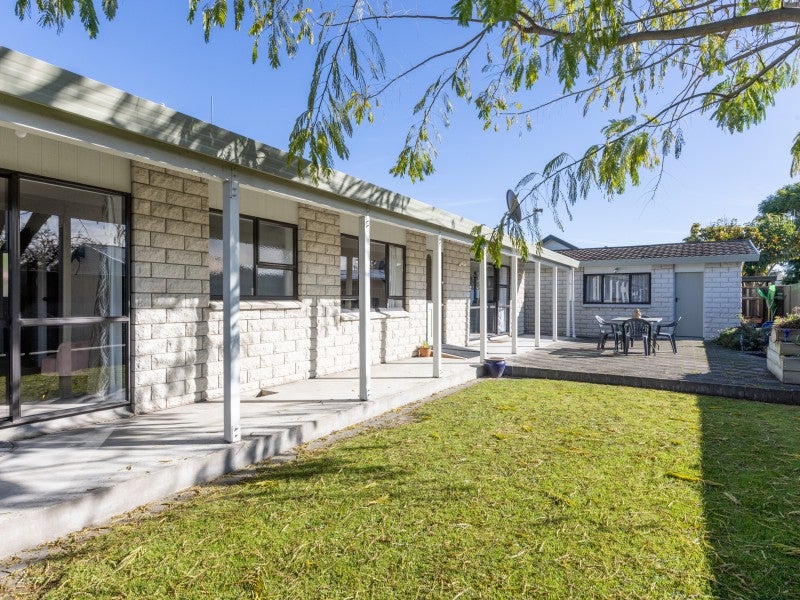 2/64 Guppy RD, GREENMEADOWS, NAPIER - Carousel 2