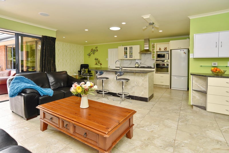 17 Styx River Place, Spencerville, Christchurch - Carousel 2