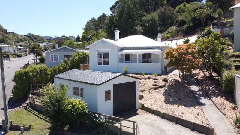 64 Orwell Street, Oamaru - Carousel 21