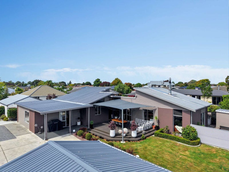 11A Larch Place, Casebrook, Christchurch - Carousel 1