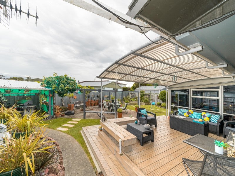 6 Essex Place, Milson, Palmerston North - Carousel 1