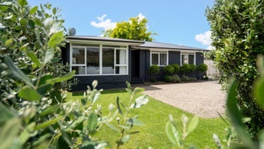 49 Byron Street, Leamington, Cambridge - Carousel 1