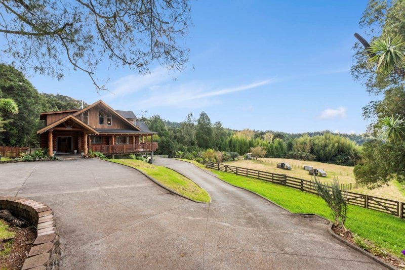 847 West Coast Road, Oratia, Auckland - Carousel 2