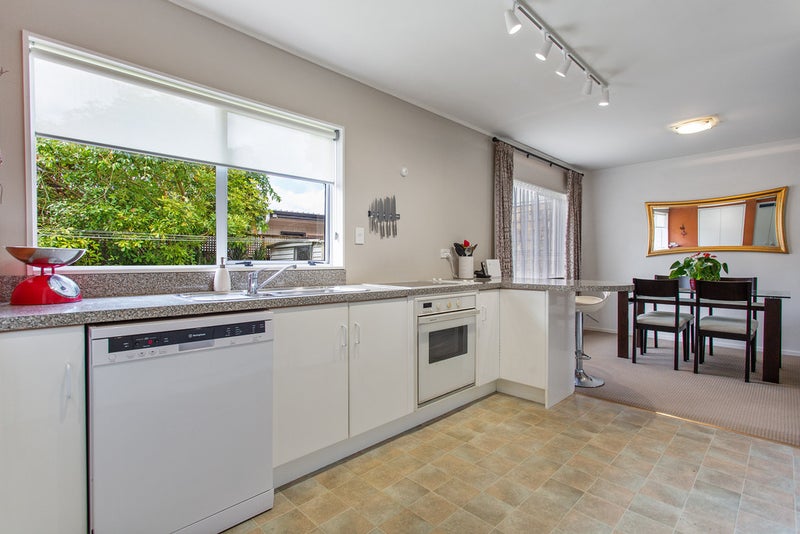 1/12 Don Street, Papakura, Auckland - Carousel 2