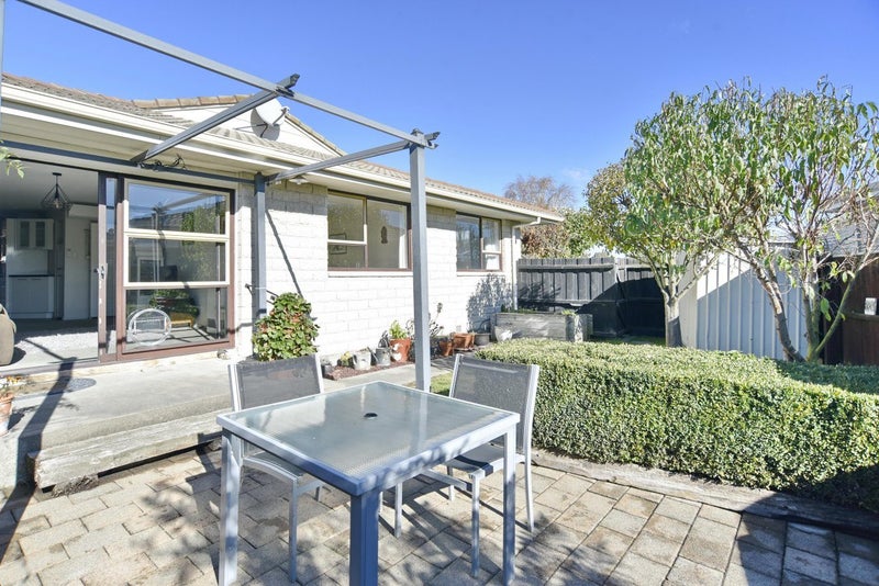 17 Castile Place, Belfast, Christchurch - Carousel 1