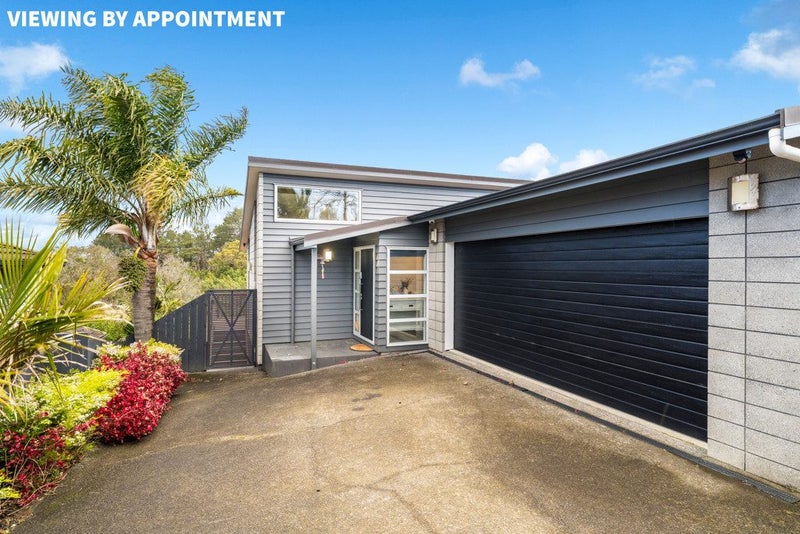 94 Lake Panorama Drive, Henderson Valley, Auckland - Carousel 1