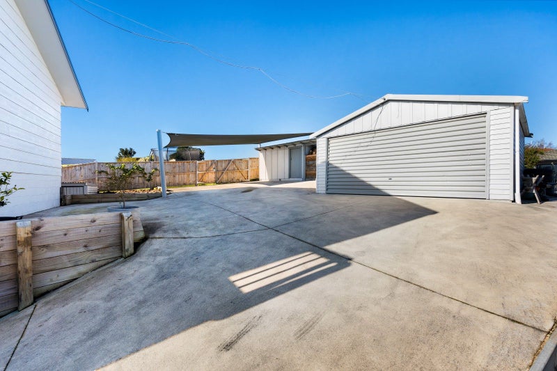 25 Given Street, Havelock North, Havelock North - Carousel 20
