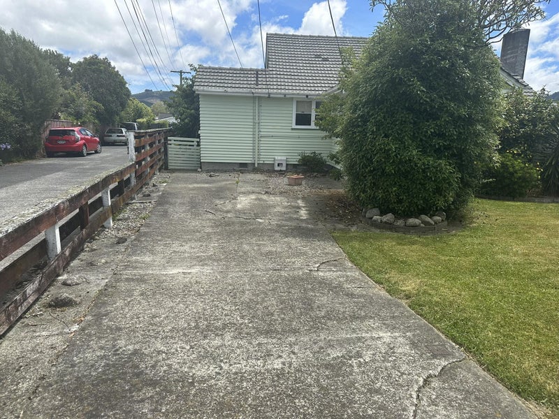 31 Stephen Street, Trentham, Upper Hutt - Carousel 15