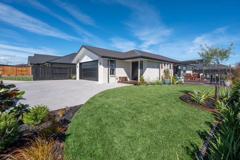 8 Patete Place, Wharewaka, Taupo - Carousel 1
