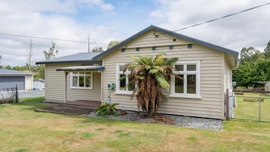 1226 Moutere Highway, Upper Moutere - Carousel 1