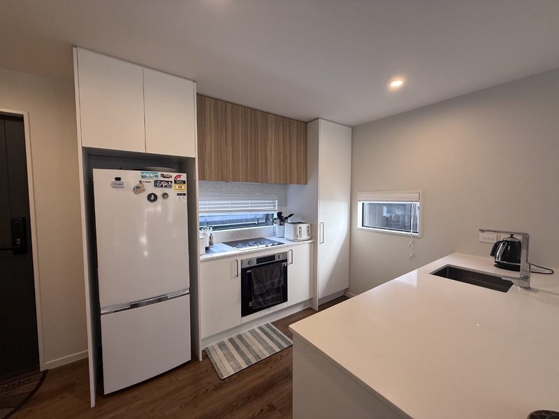 7/20 Fitzherbert Road, Wainuiomata, Lower Hutt - Carousel 2