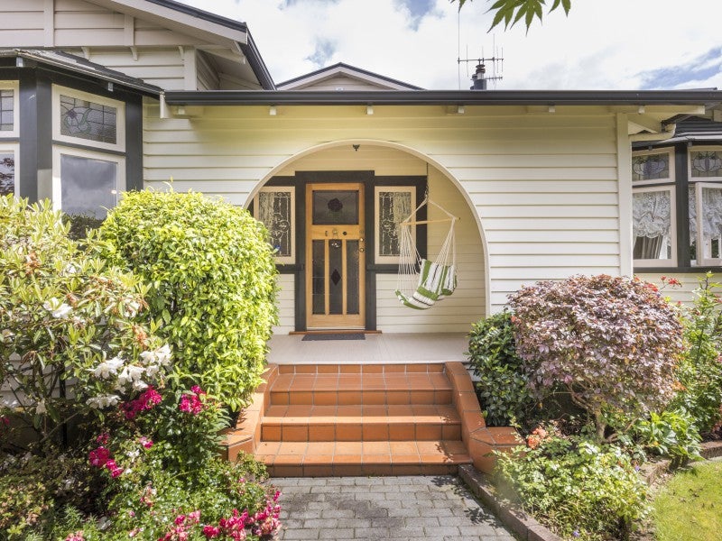 17 Beresford Street, Takaro, Palmerston North - Carousel 2