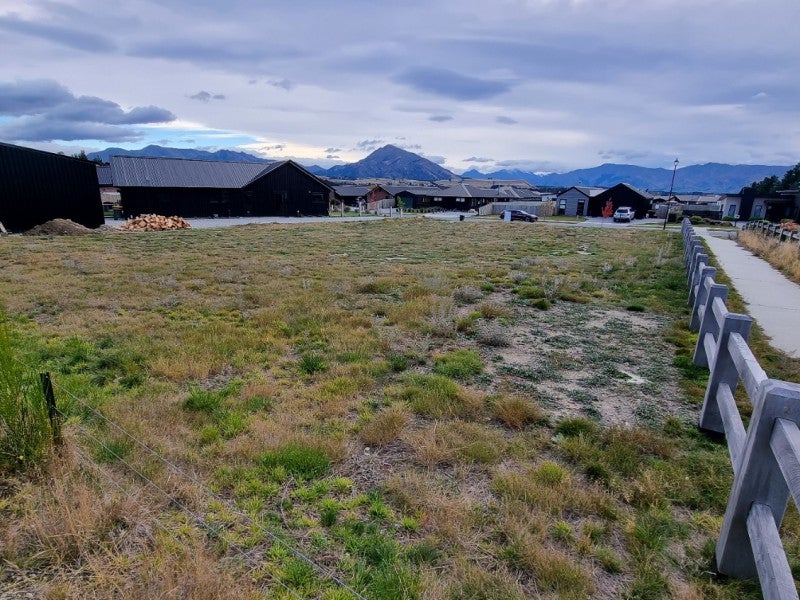 37 Kingfisher CRES, ARROWTOWN - Carousel 2