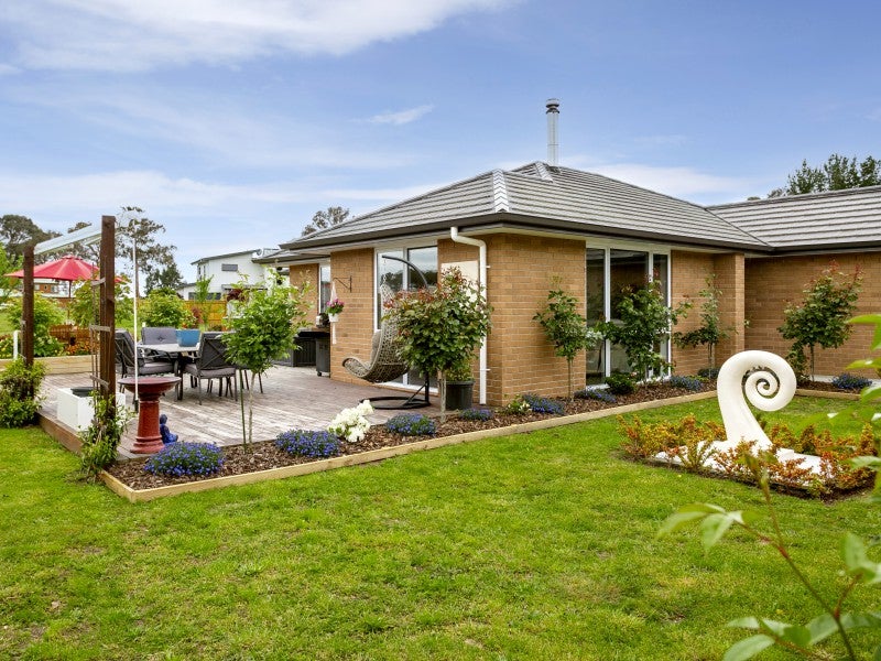 172 Parekaawa Drive, Turangi - Carousel 1