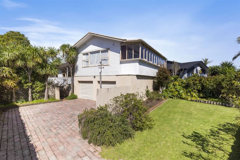 155 Halsey Drive, Lynfield, Auckland - Carousel 1