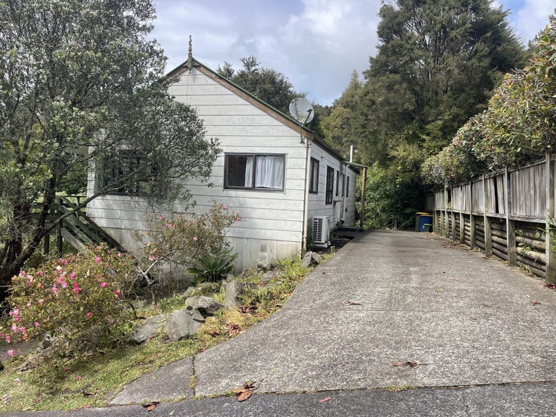 45 Virgo Place, Glen Eden, Auckland - Carousel 1