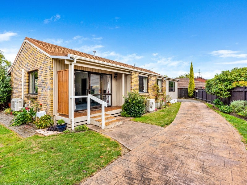 65 Gibbons Street, Ebdentown, Upper Hutt - Carousel 2