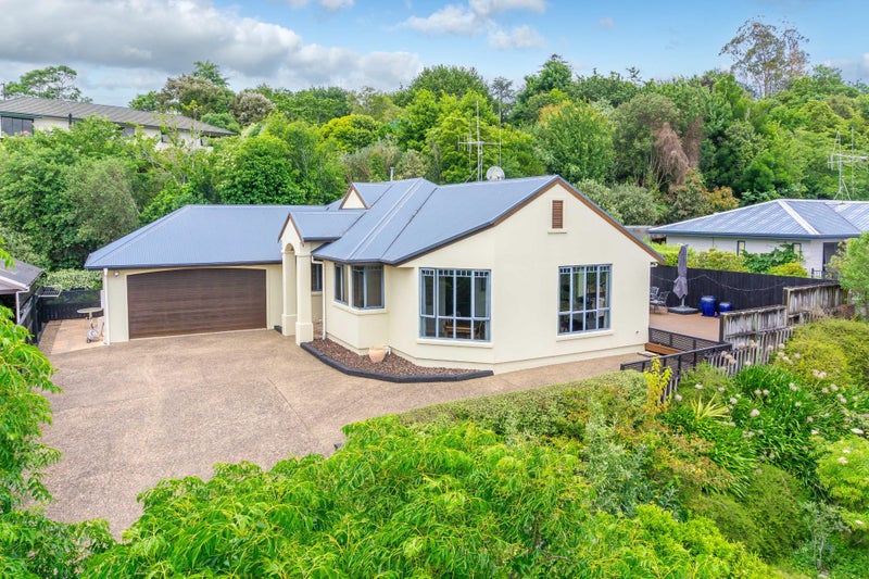 31 Aloma Way, Glenview, Hamilton - Carousel 2