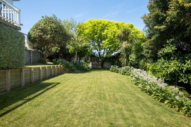 4 Selwyn Road, Hospital Hill, Napier - Carousel 2