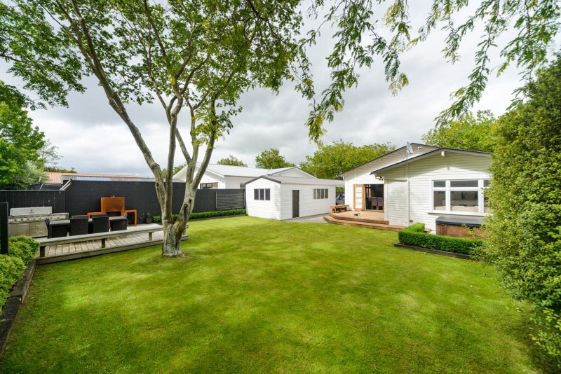 15 Mere Mere Avenue, Palmerston North, Palmerston North - Carousel 1