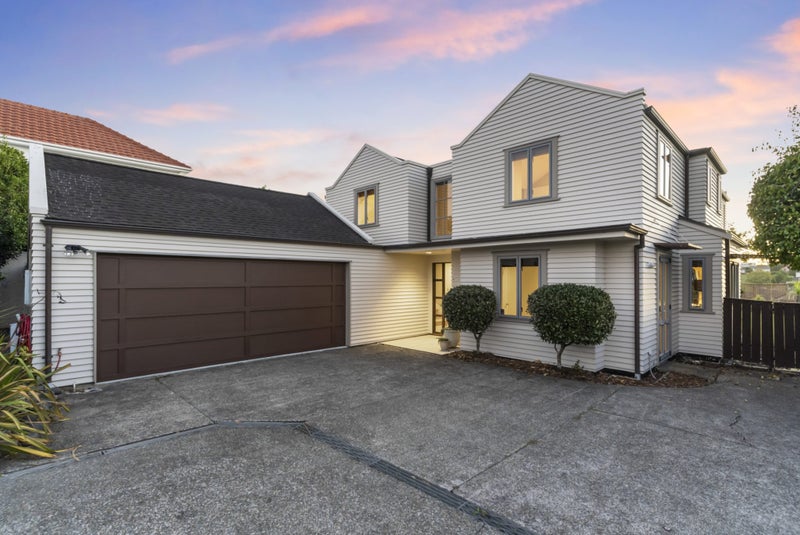 71 Patteson Avenue, Mission Bay, Auckland - Carousel 1