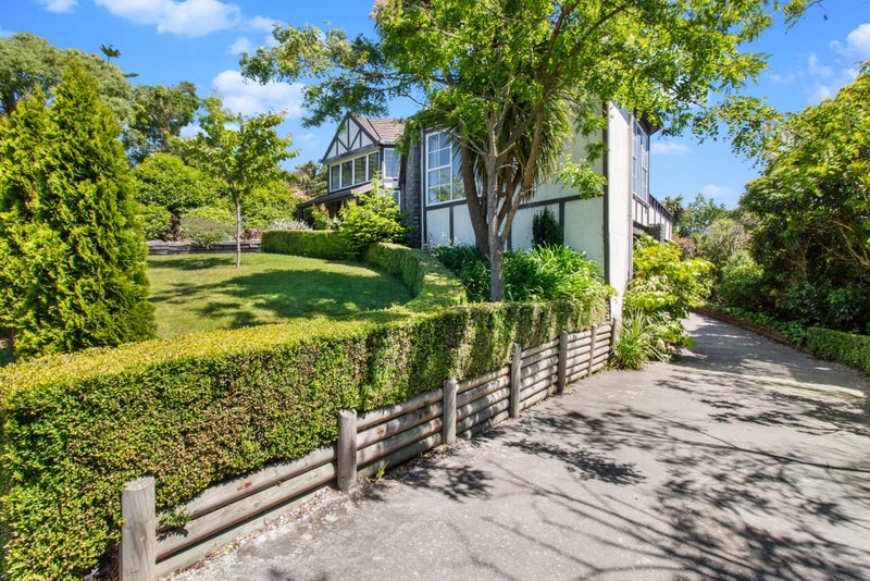 2 Bengal Drive, Cashmere, Christchurch - Carousel 2