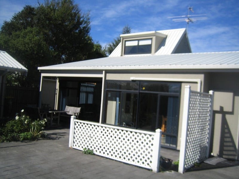 1/72 Cranford Street, St Albans, Christchurch - Carousel 1