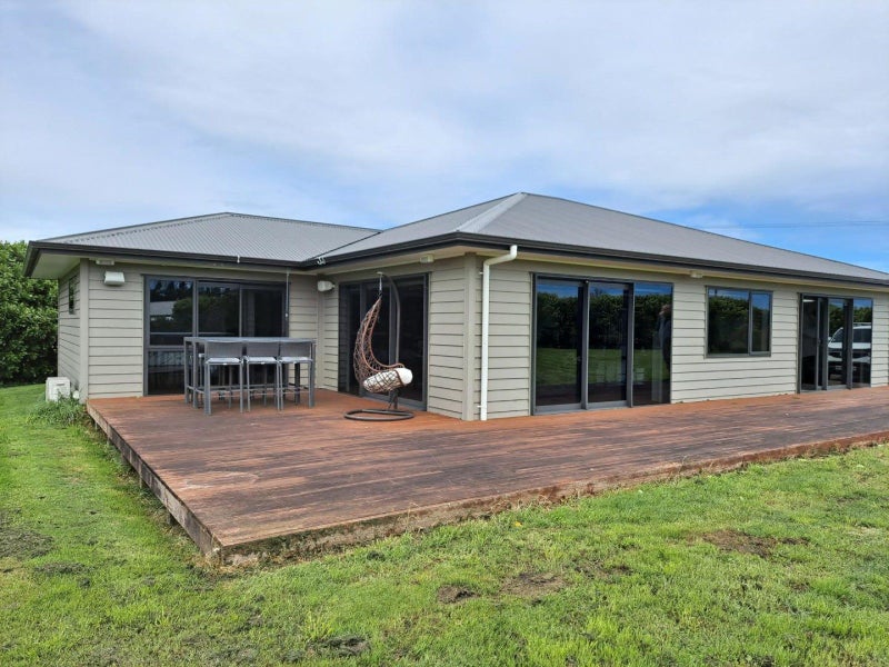 119 Henwood Road, Paraite, New Plymouth - Carousel 2
