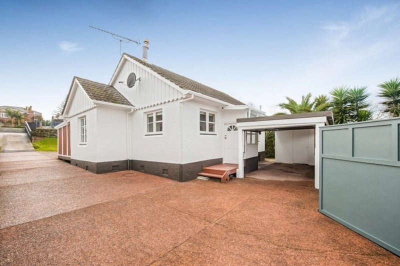 1/639 Mount Albert Road, Royal Oak, Auckland - Carousel 1