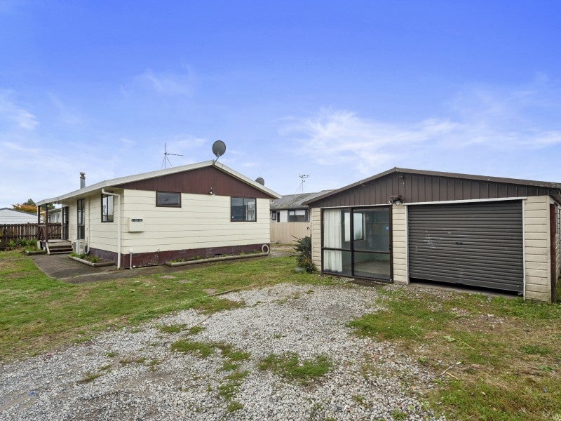 31 Breckons Avenue, Nawton, Hamilton - Carousel 10
