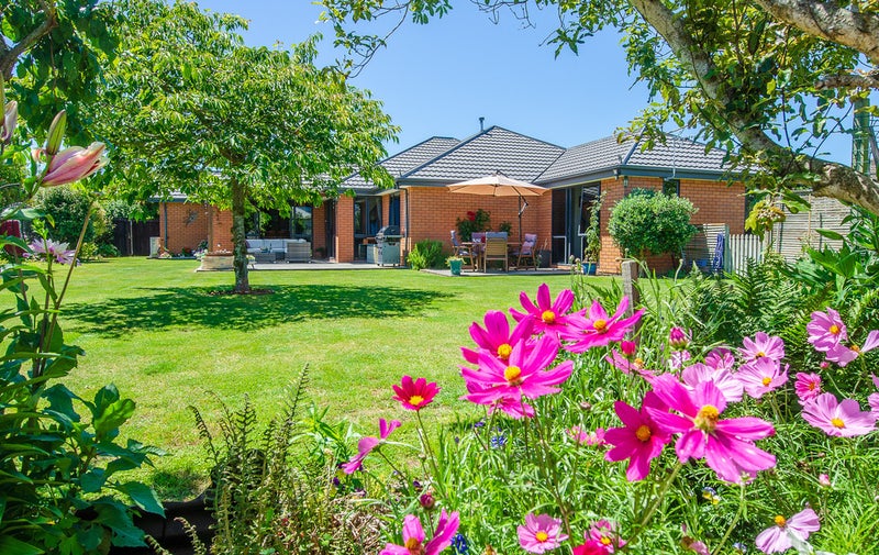 3 Calypso Place, Spencerville, Christchurch - Carousel 1